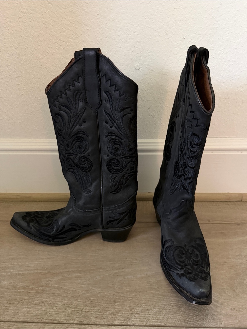 Circle G Black Embroidered Western Heeled Boots